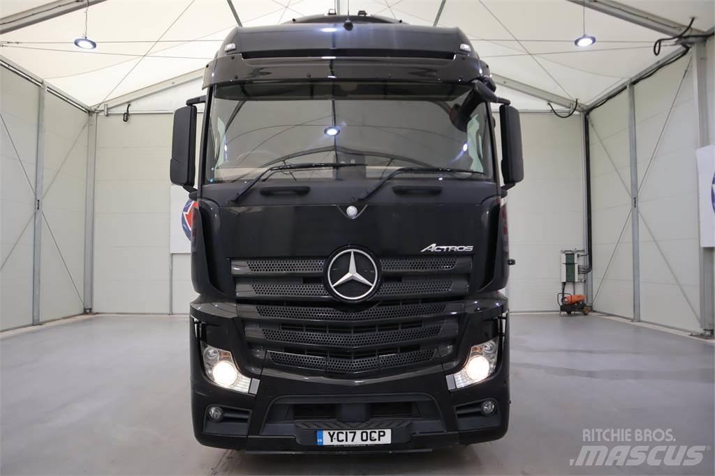 Mercedes-Benz Actros 2545 牵引车