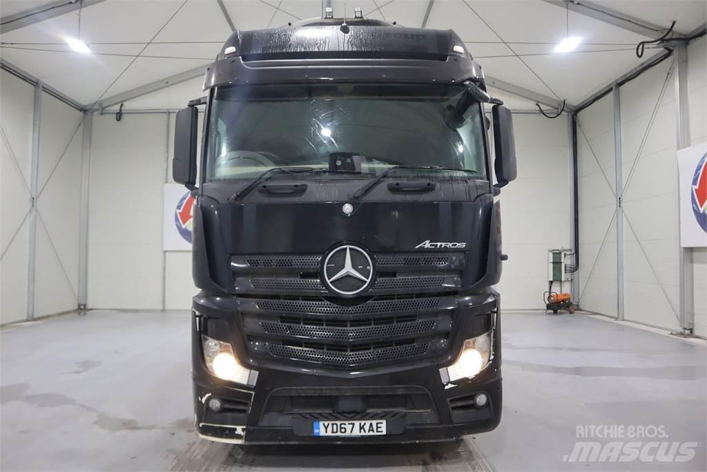 Mercedes-Benz Actros 2545 牵引车