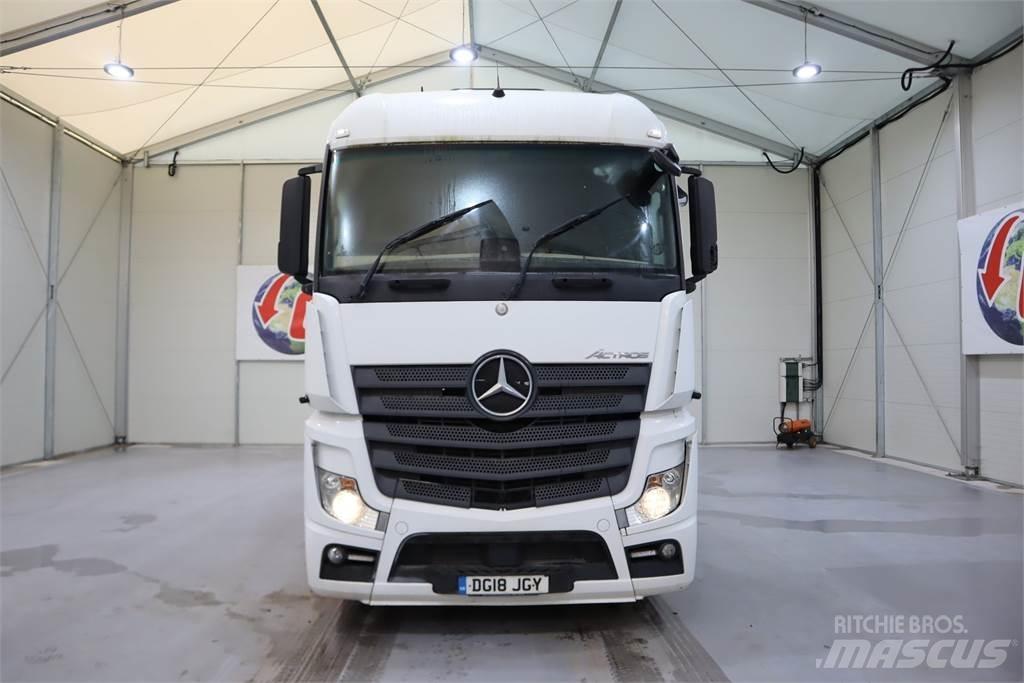 Mercedes-Benz Actros 2545 牵引车