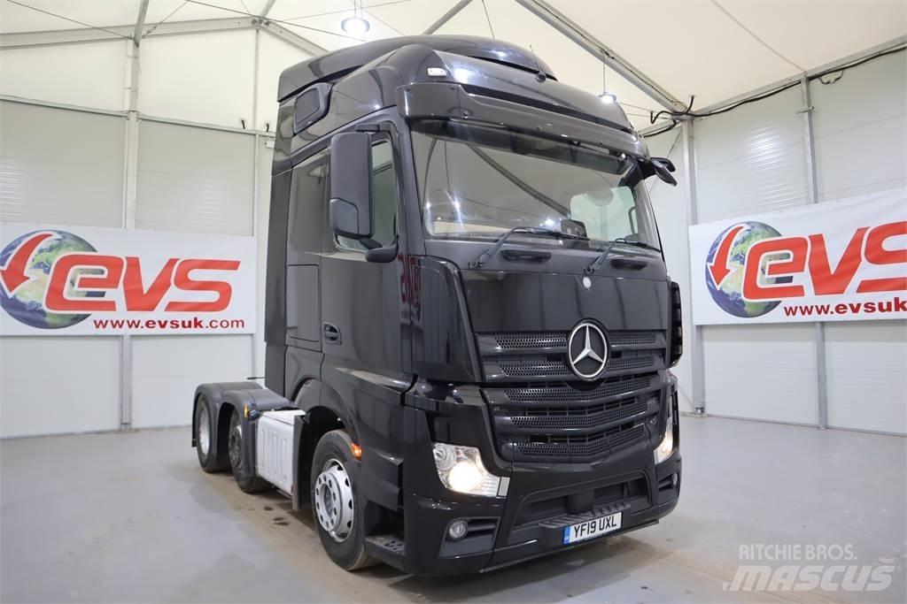 Mercedes-Benz Actros 2545 牵引车