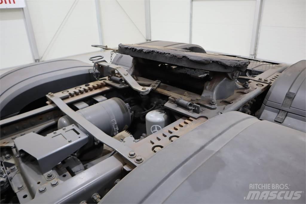 Mercedes-Benz Actros 2545 牵引车