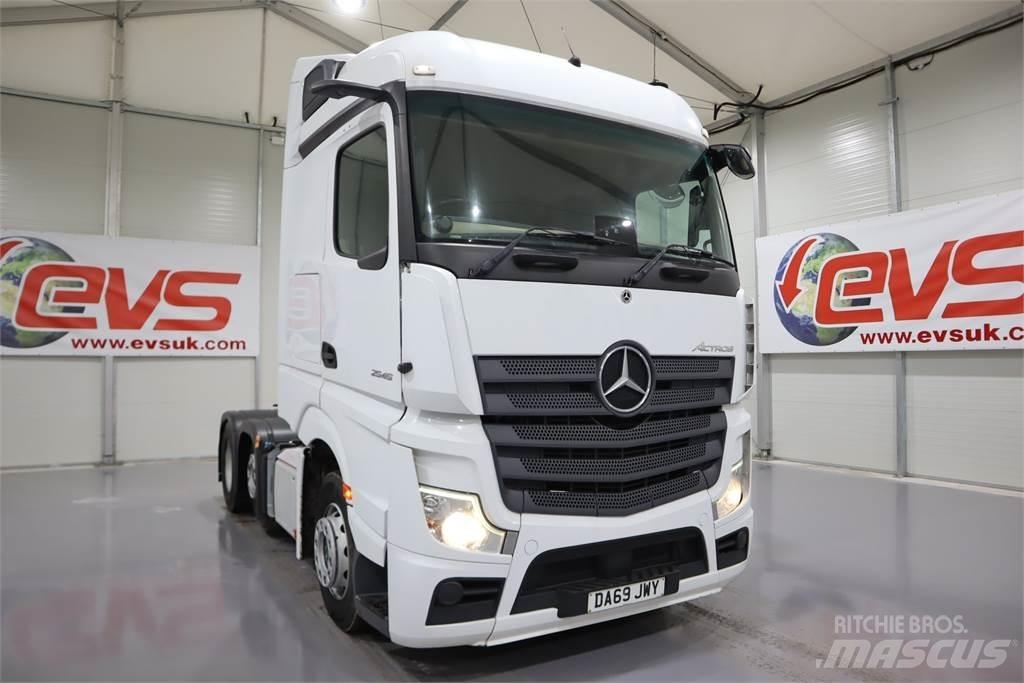 Mercedes-Benz Actros 2545 牵引车