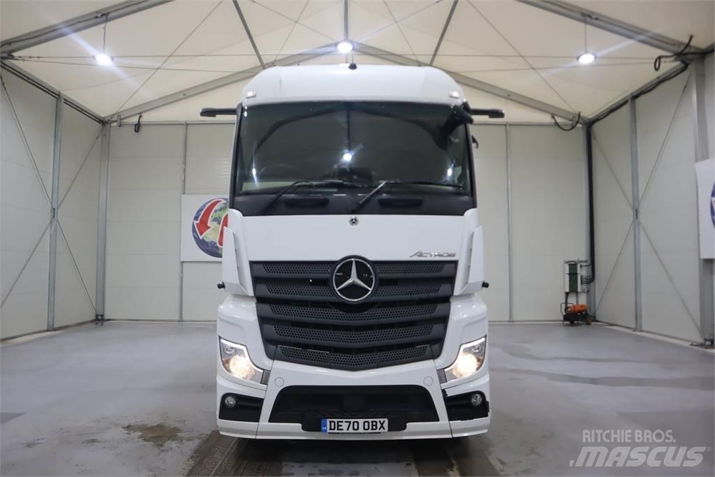 Mercedes-Benz Actros 2545 牵引车