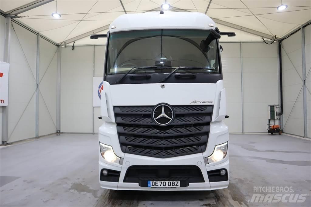 Mercedes-Benz Actros 2545 牵引车