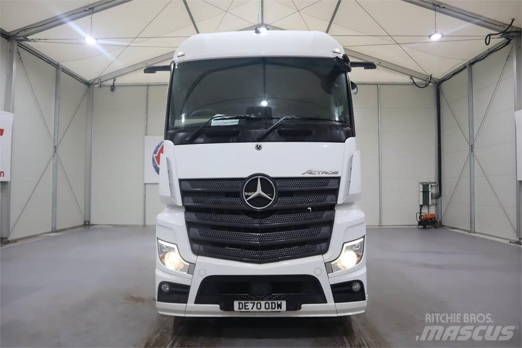 Mercedes-Benz Actros 2545 牵引车
