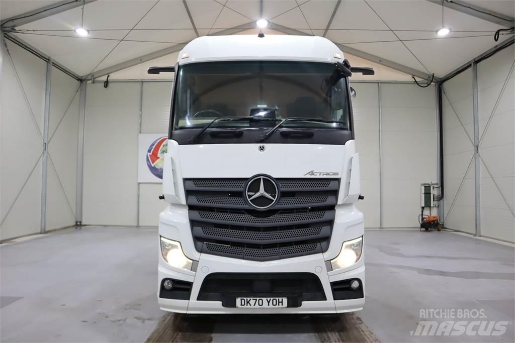 Mercedes-Benz Actros 2545 牵引车