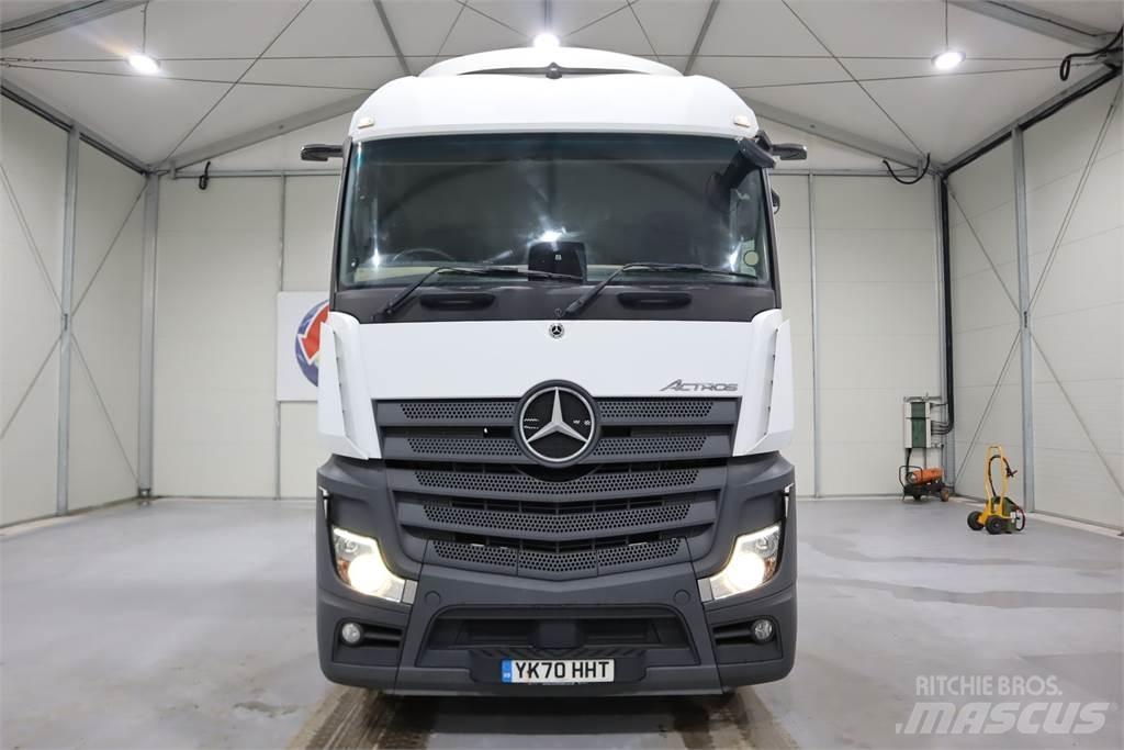 Mercedes-Benz Actros 2545 牵引车
