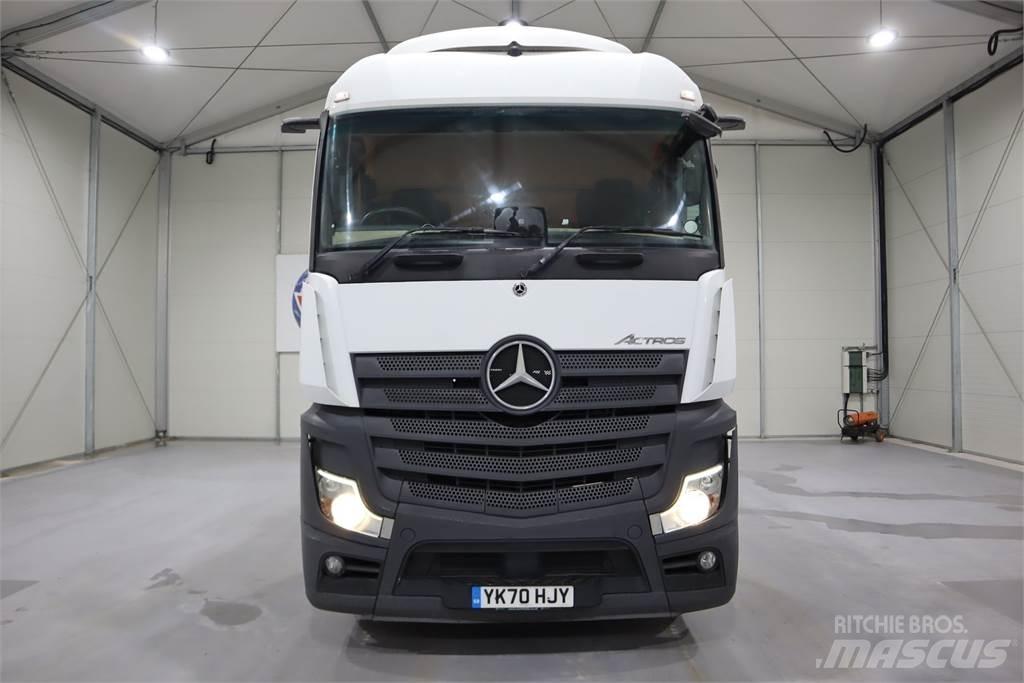Mercedes-Benz Actros 2545 牵引车