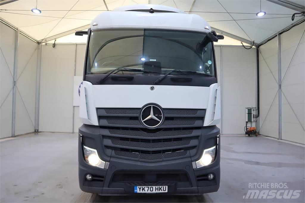 Mercedes-Benz Actros 2545 牵引车