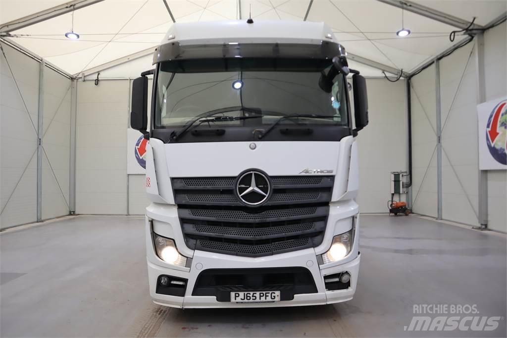 Mercedes-Benz Actros 2545 牵引车