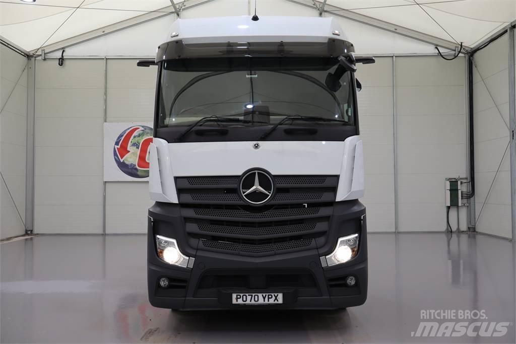 Mercedes-Benz Actros 2545 牵引车