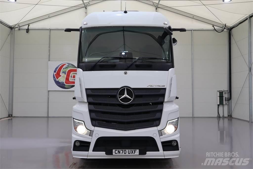 Mercedes-Benz Actros 2545 牵引车