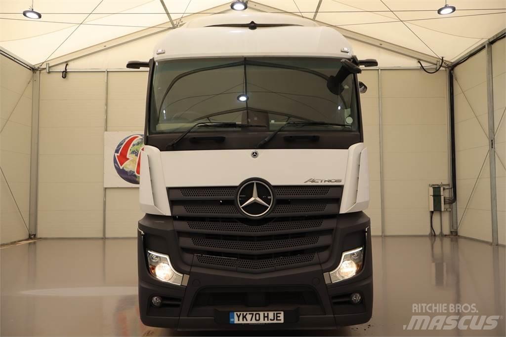 Mercedes-Benz Actros 2545 牵引车
