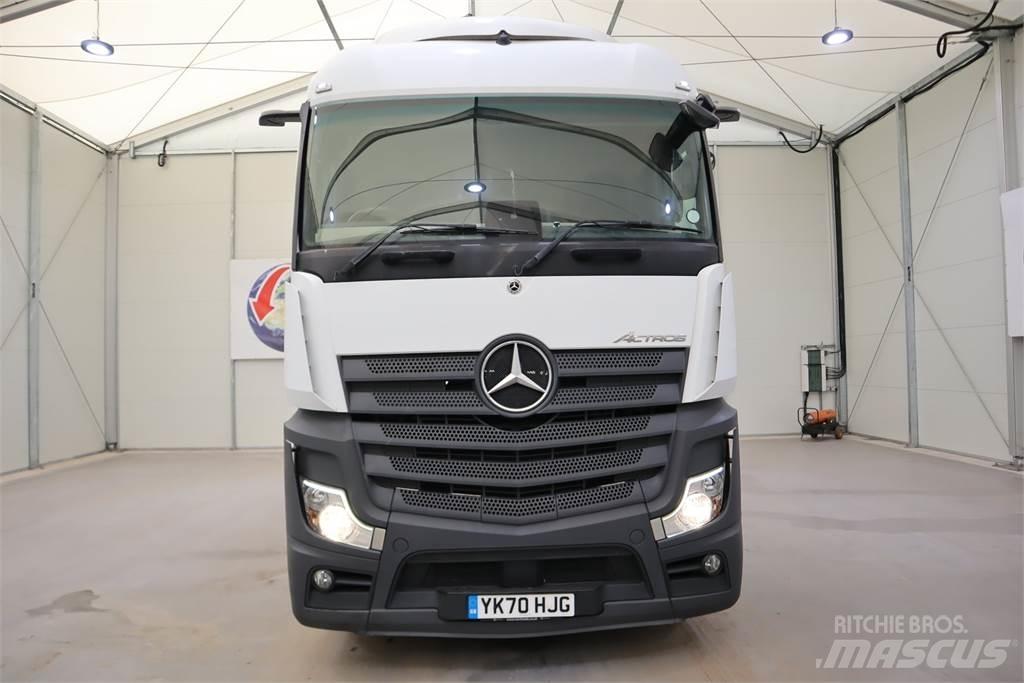 Mercedes-Benz Actros 2545 牵引车