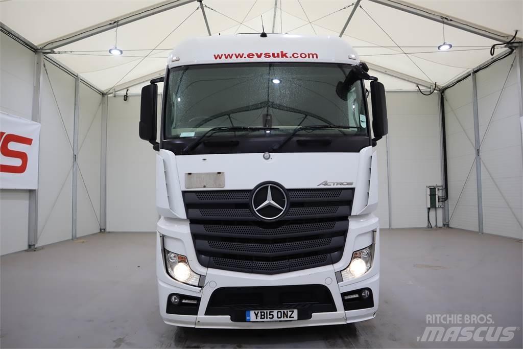 Mercedes-Benz Actros 2545 牵引车