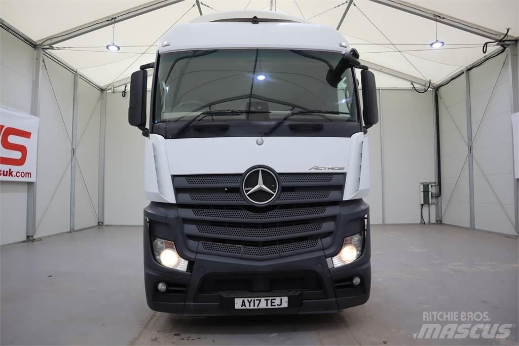 Mercedes-Benz ACTROS 2545 牵引车