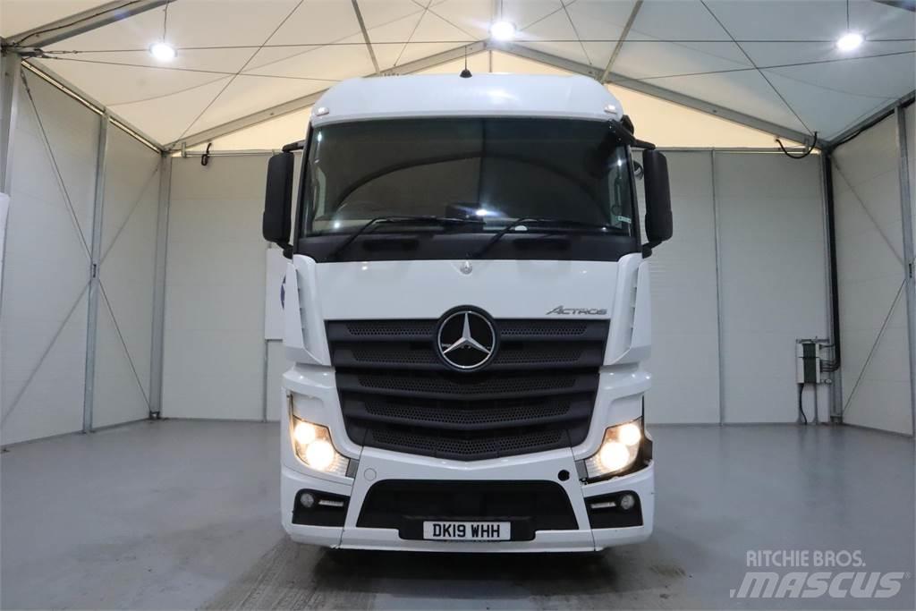 Mercedes-Benz ACTROS 2545 牵引车