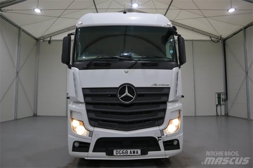 Mercedes-Benz ACTROS 2545 牵引车