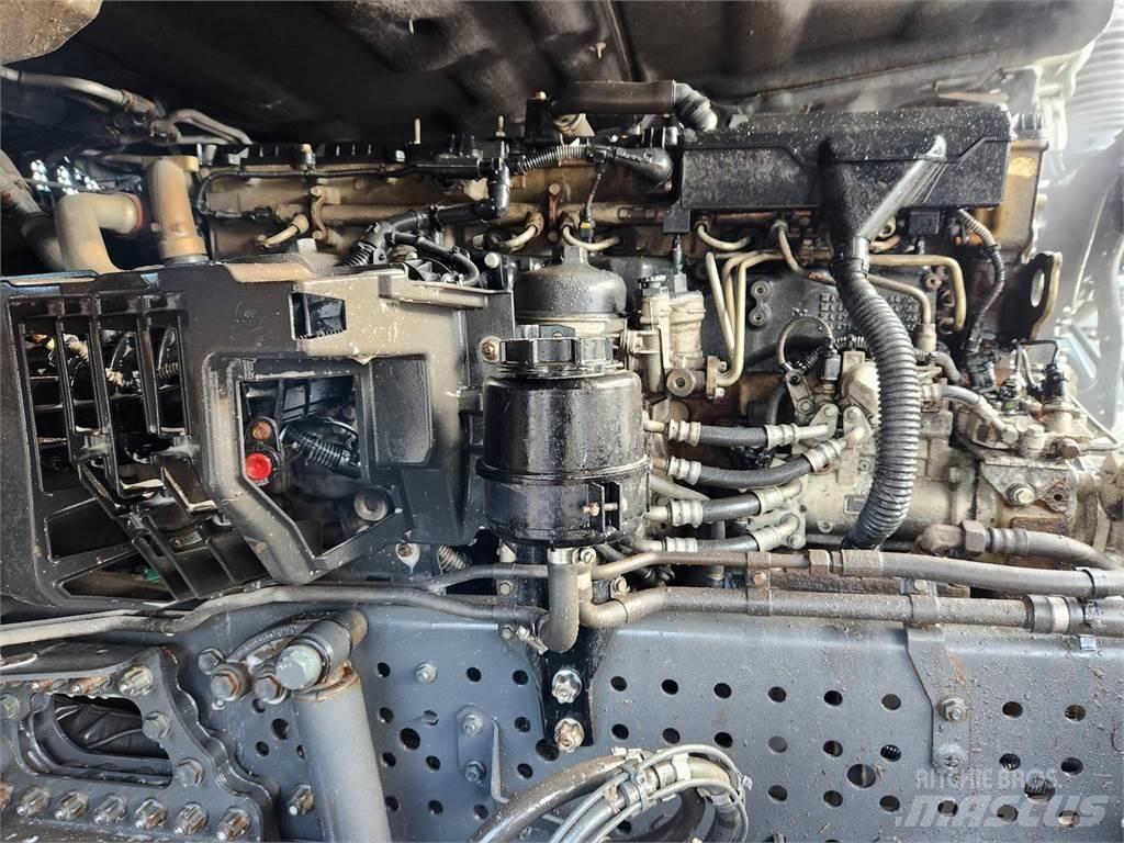 Mercedes-Benz ACTROS 2545 牵引车