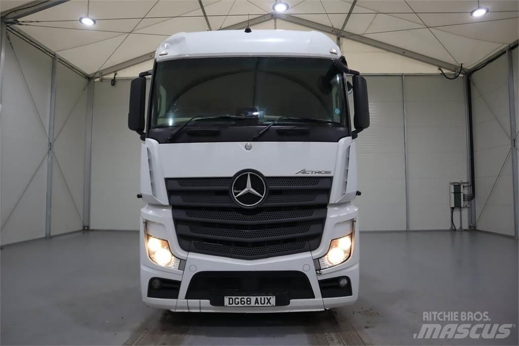 Mercedes-Benz ACTROS 2545 牵引车