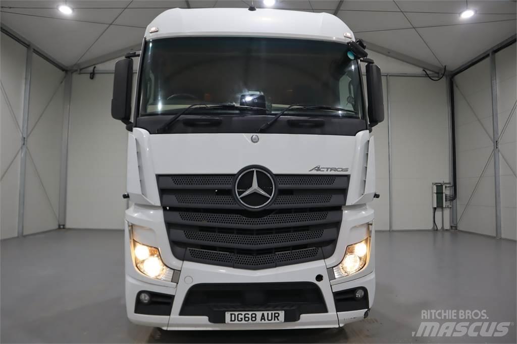 Mercedes-Benz ACTROS 2545 牵引车