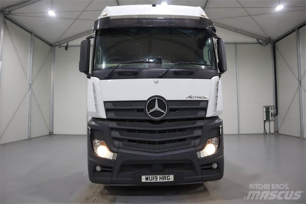 Mercedes-Benz ACTROS 2545 牵引车