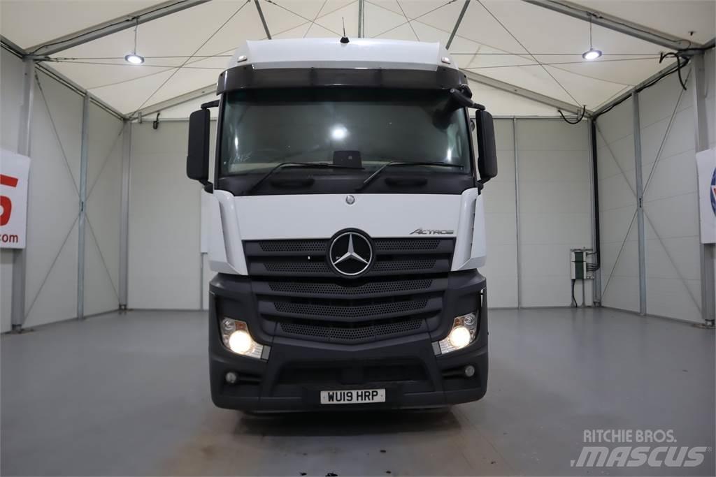 Mercedes-Benz ACTROS 2545 牵引车