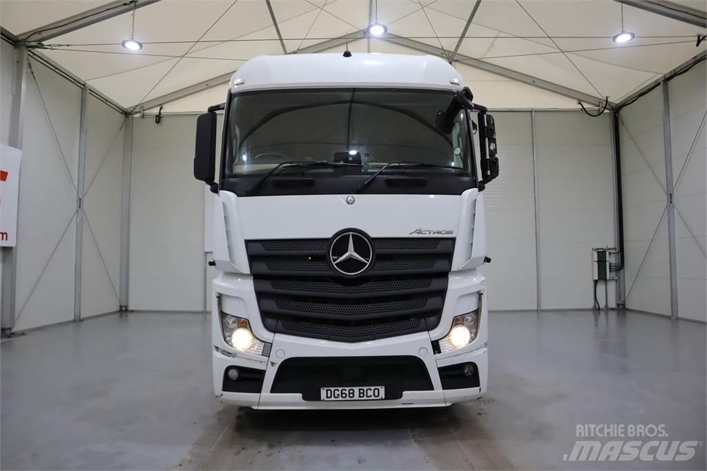 Mercedes-Benz ACTROS 2545 牵引车