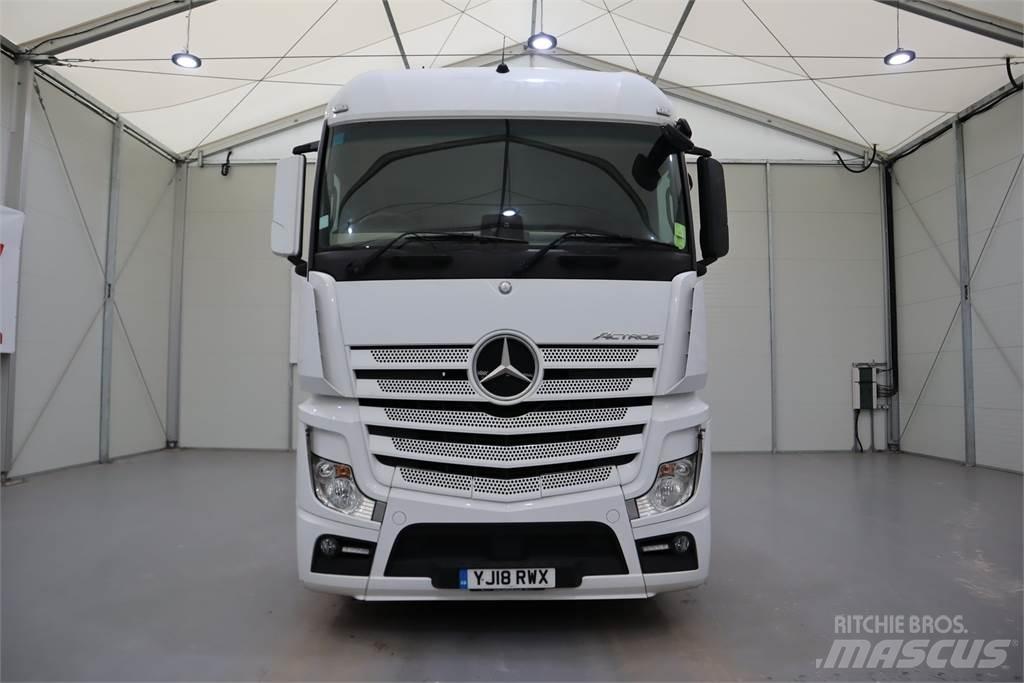 Mercedes-Benz ACTROS 2546 牵引车