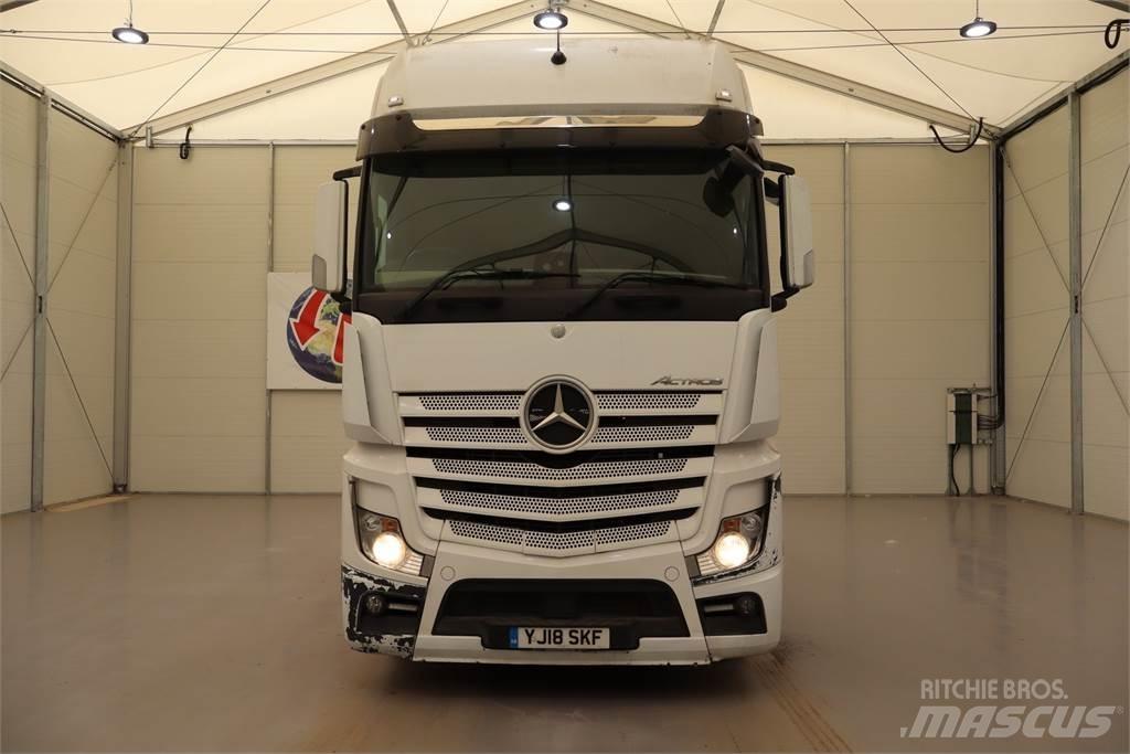 Mercedes-Benz Actros 2546 牵引车