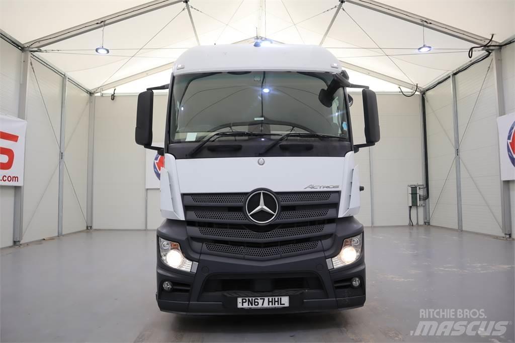 Mercedes-Benz ACTROS 2546 牵引车