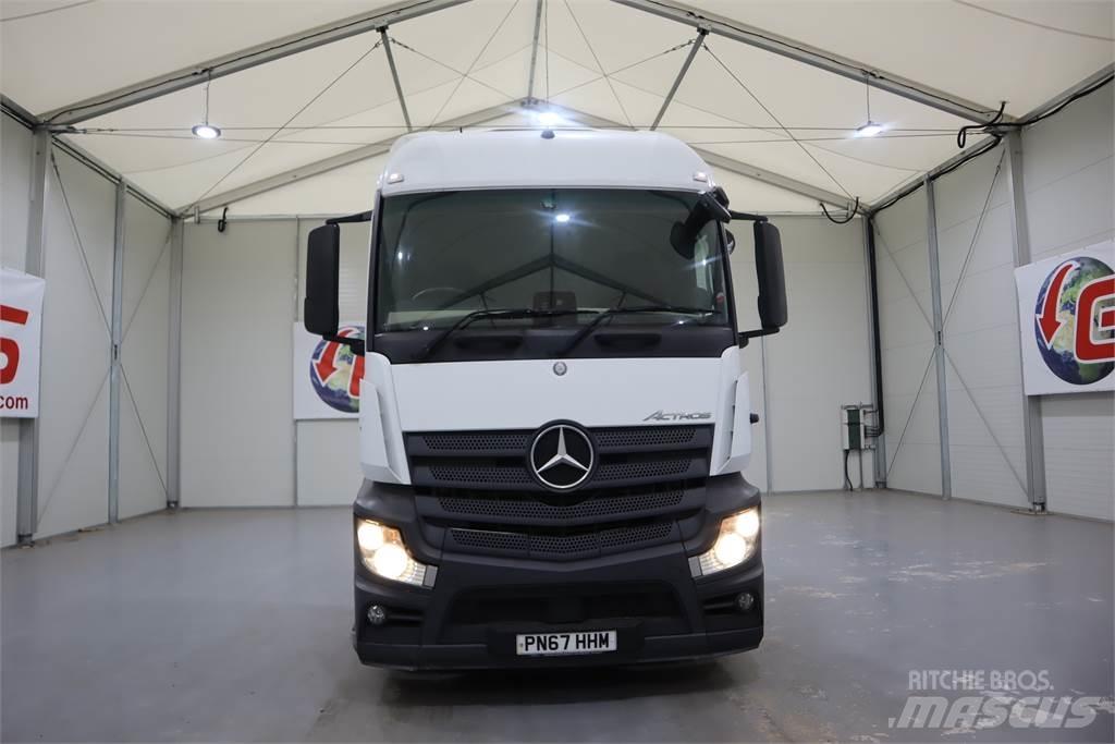 Mercedes-Benz ACTROS 2546 牵引车
