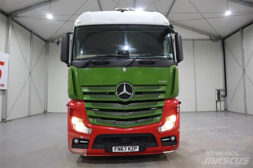 Mercedes-Benz ACTROS 2546 牵引车