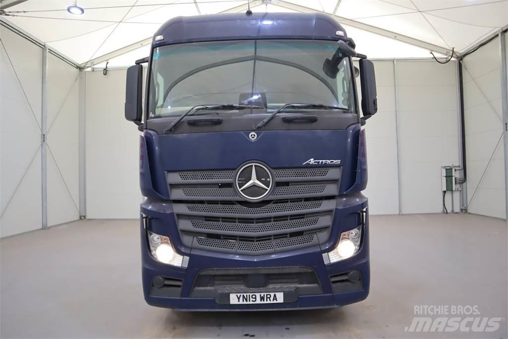 Mercedes-Benz ACTROS 2548 牵引车