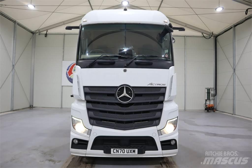 Mercedes-Benz Actros 2548 牵引车