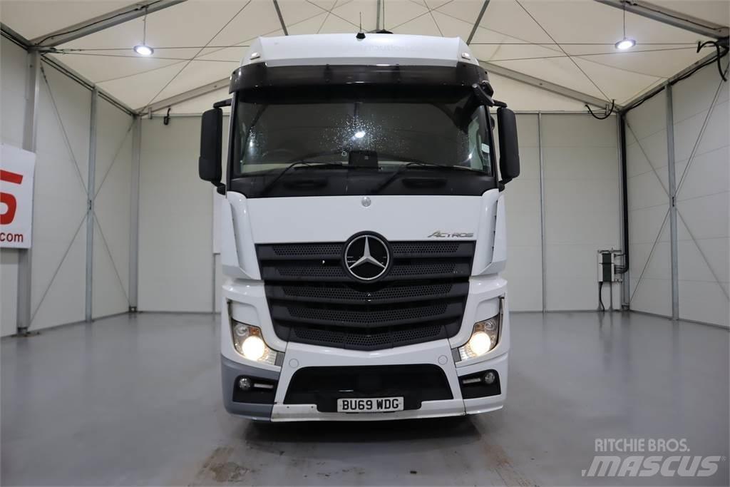 Mercedes-Benz ACTROS 2548 牵引车