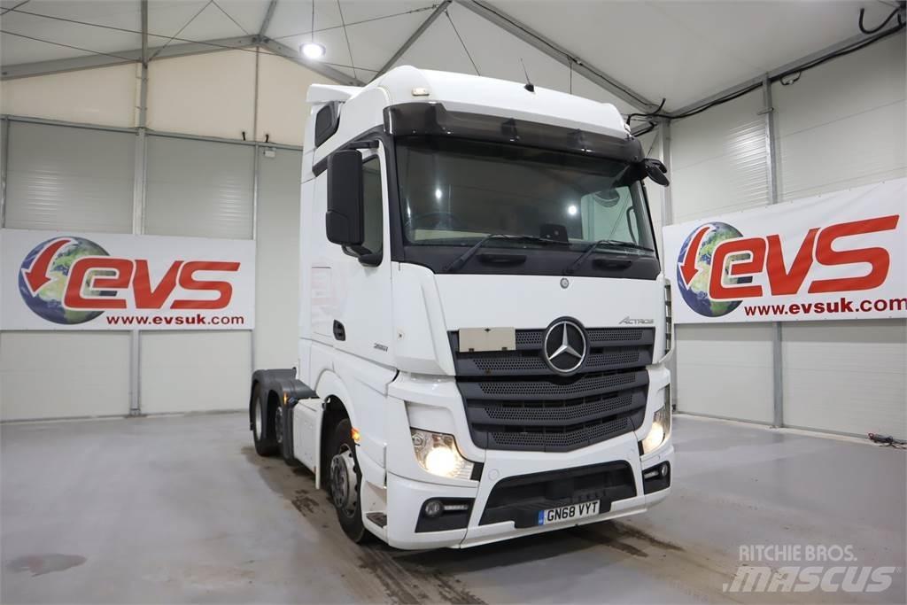 Mercedes-Benz Actros 2551 牵引车