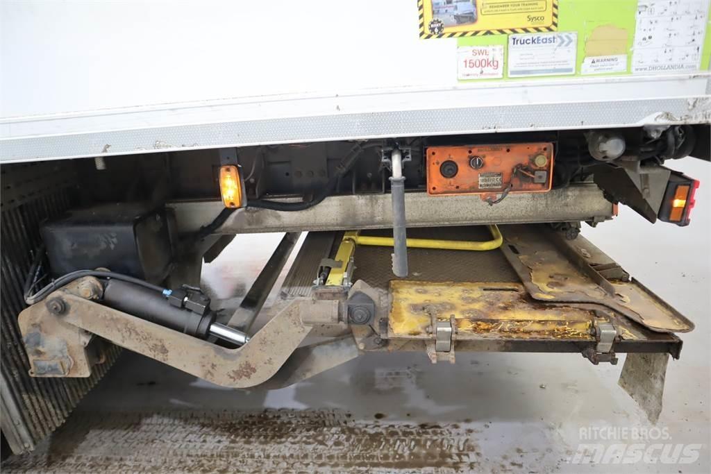 Mercedes-Benz AXOR 1824 冷藏集装箱