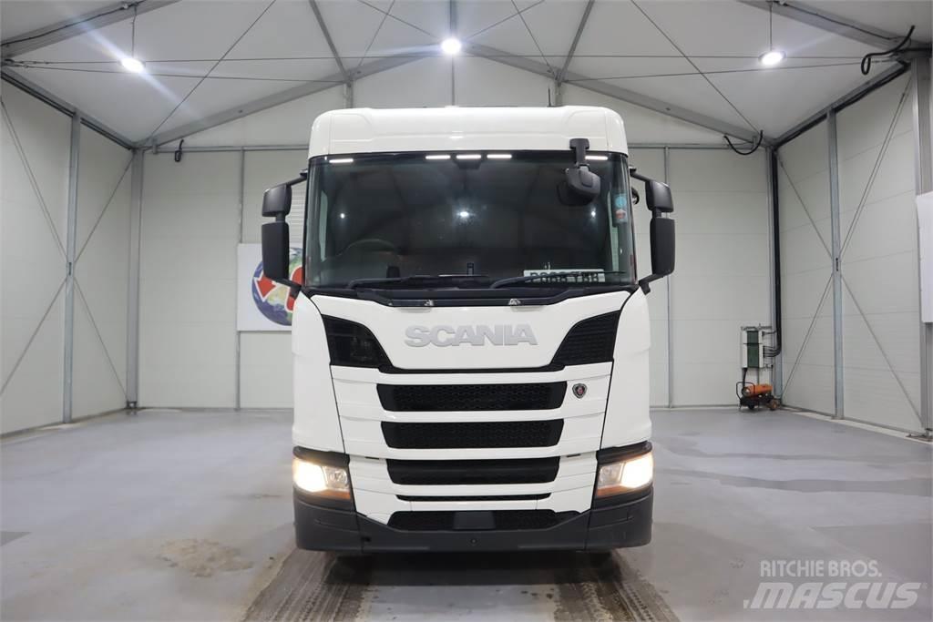 Scania R450 牵引车