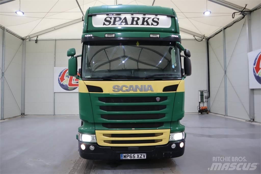 Scania R450 牵引车