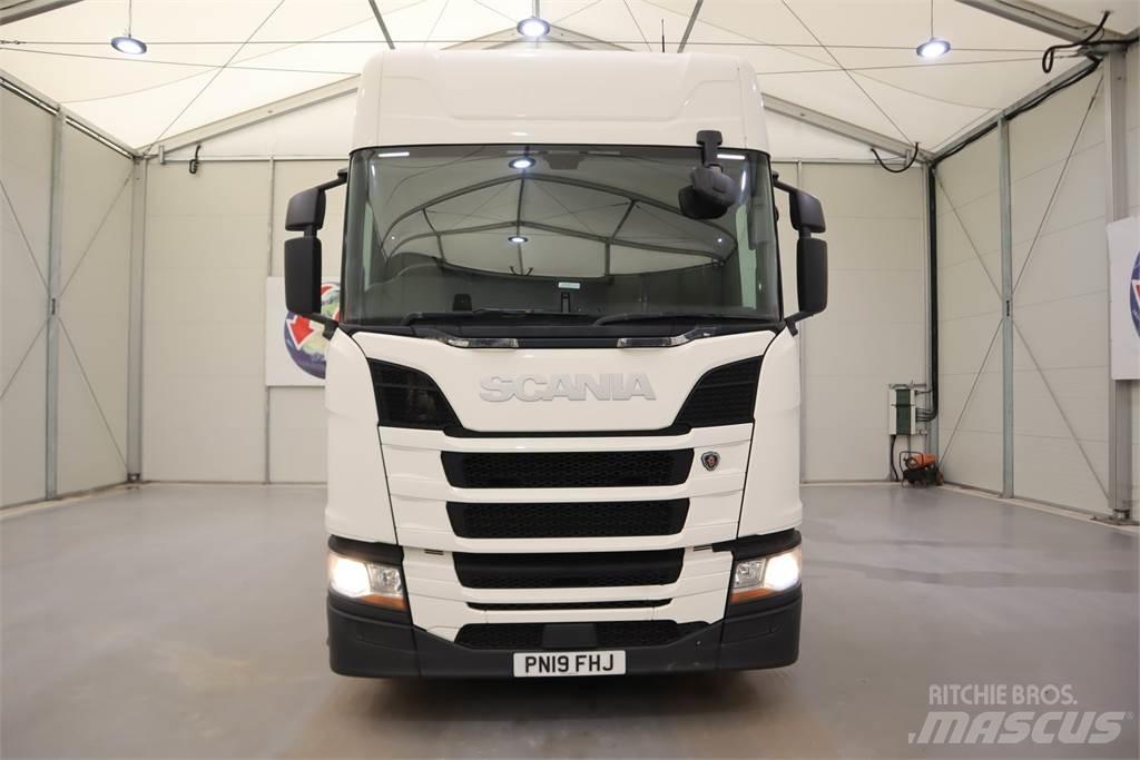 Scania R450 牵引车