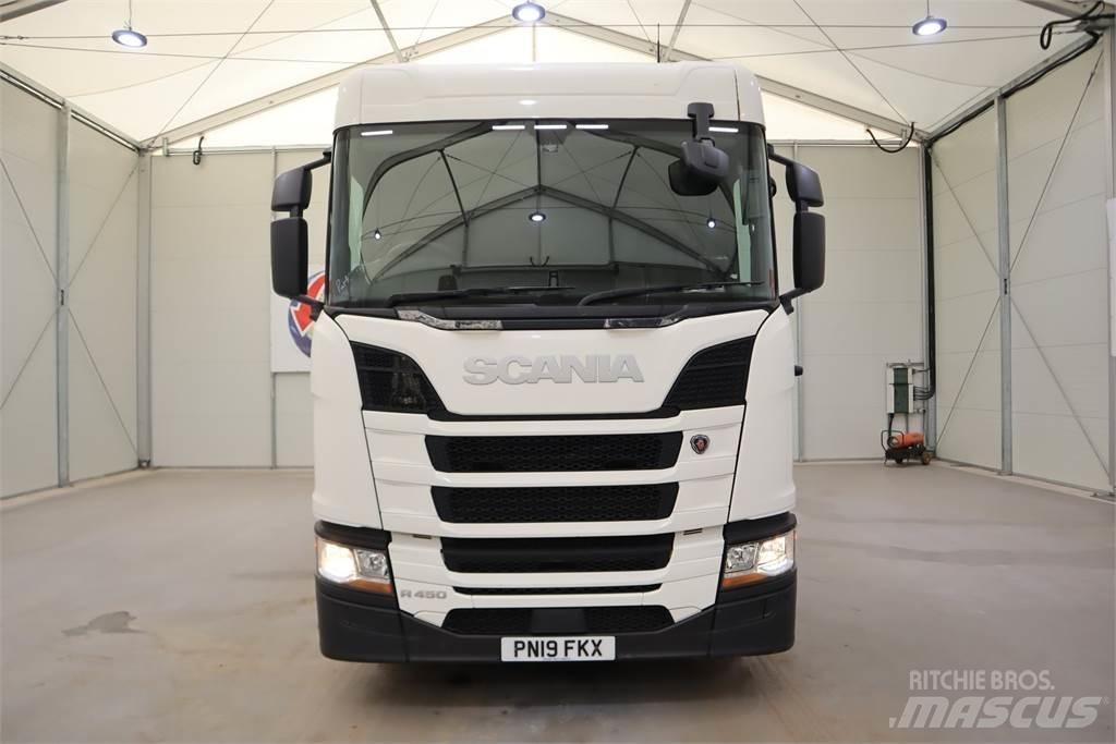 Scania R450 牵引车