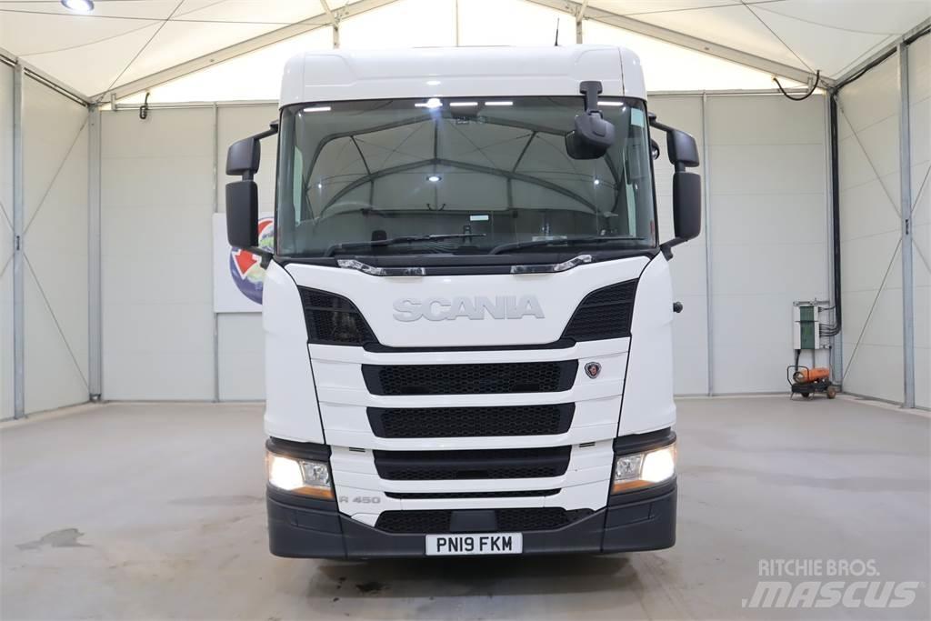 Scania R450 牵引车