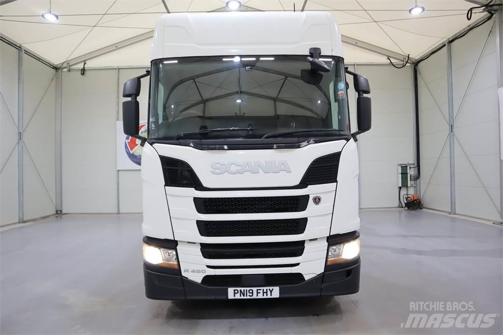 Scania R450 牵引车