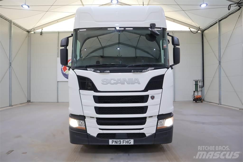 Scania R450 牵引车