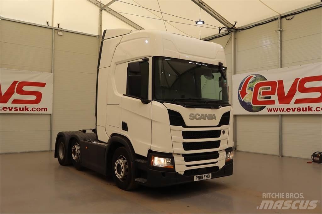Scania R450 牵引车