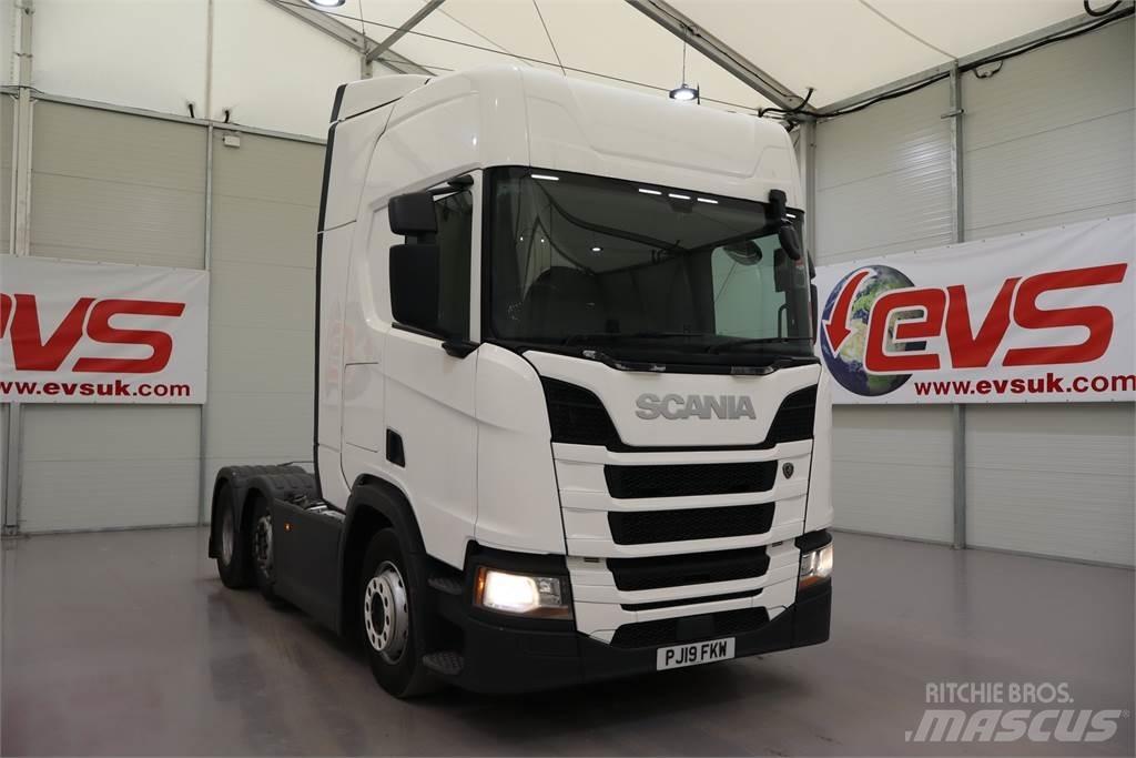 Scania R450 牵引车