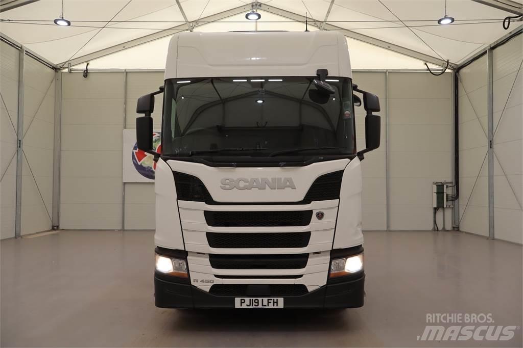 Scania R450 牵引车