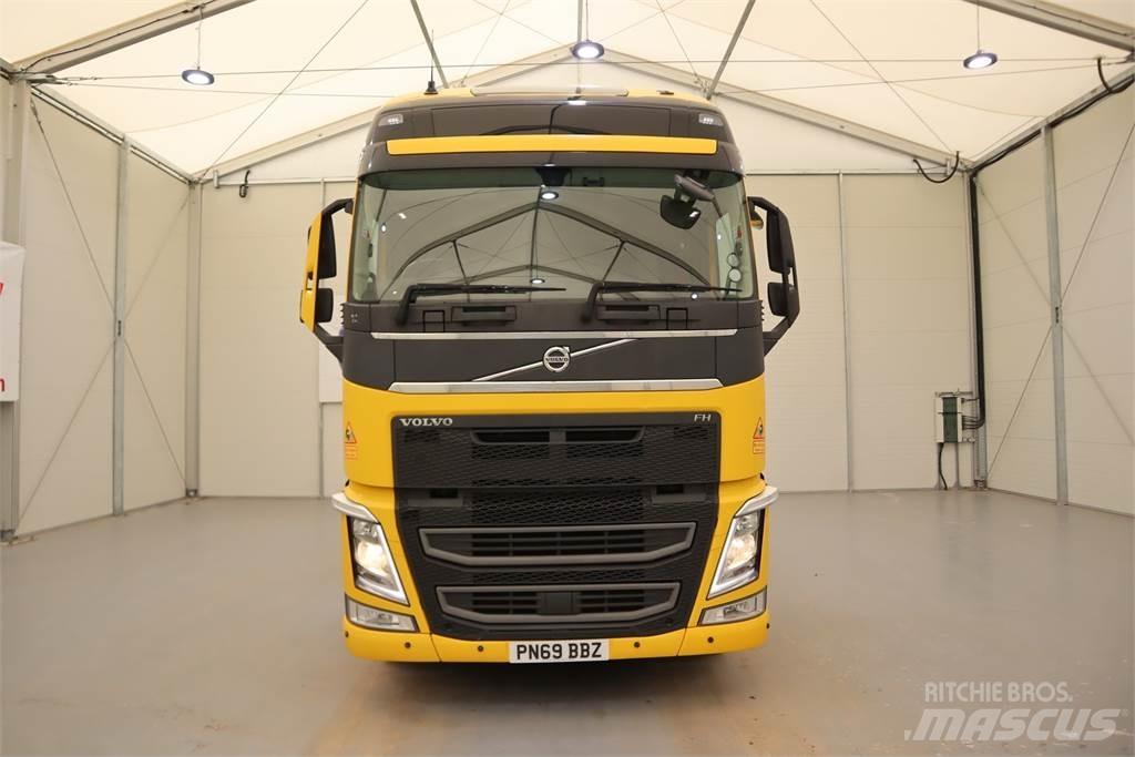 Volvo FH460 牵引车