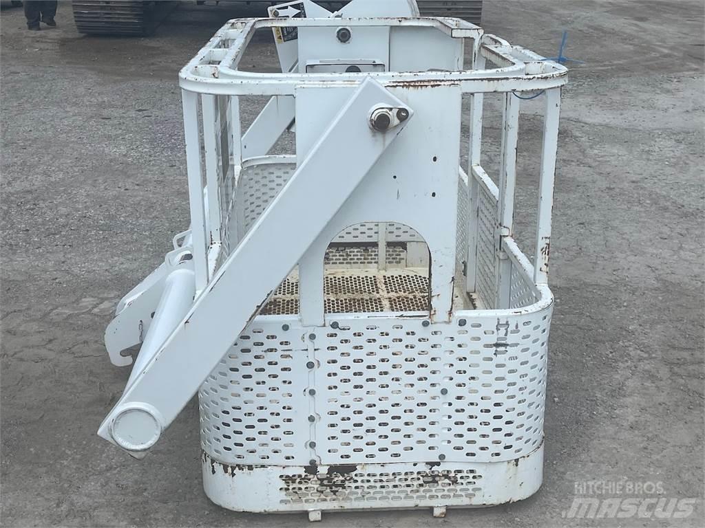 Altec  起重机配件设备